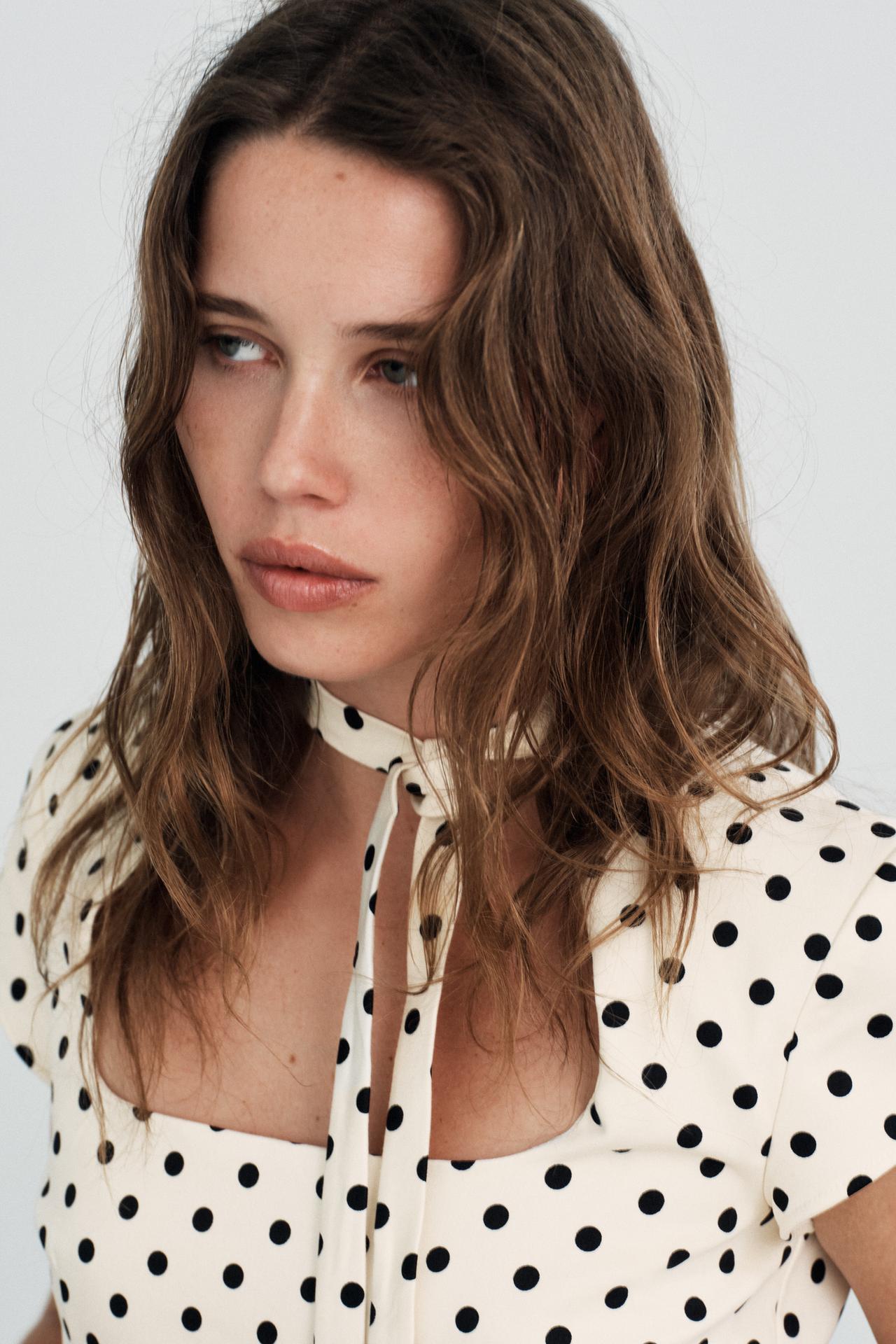 Lily Polka Mini
