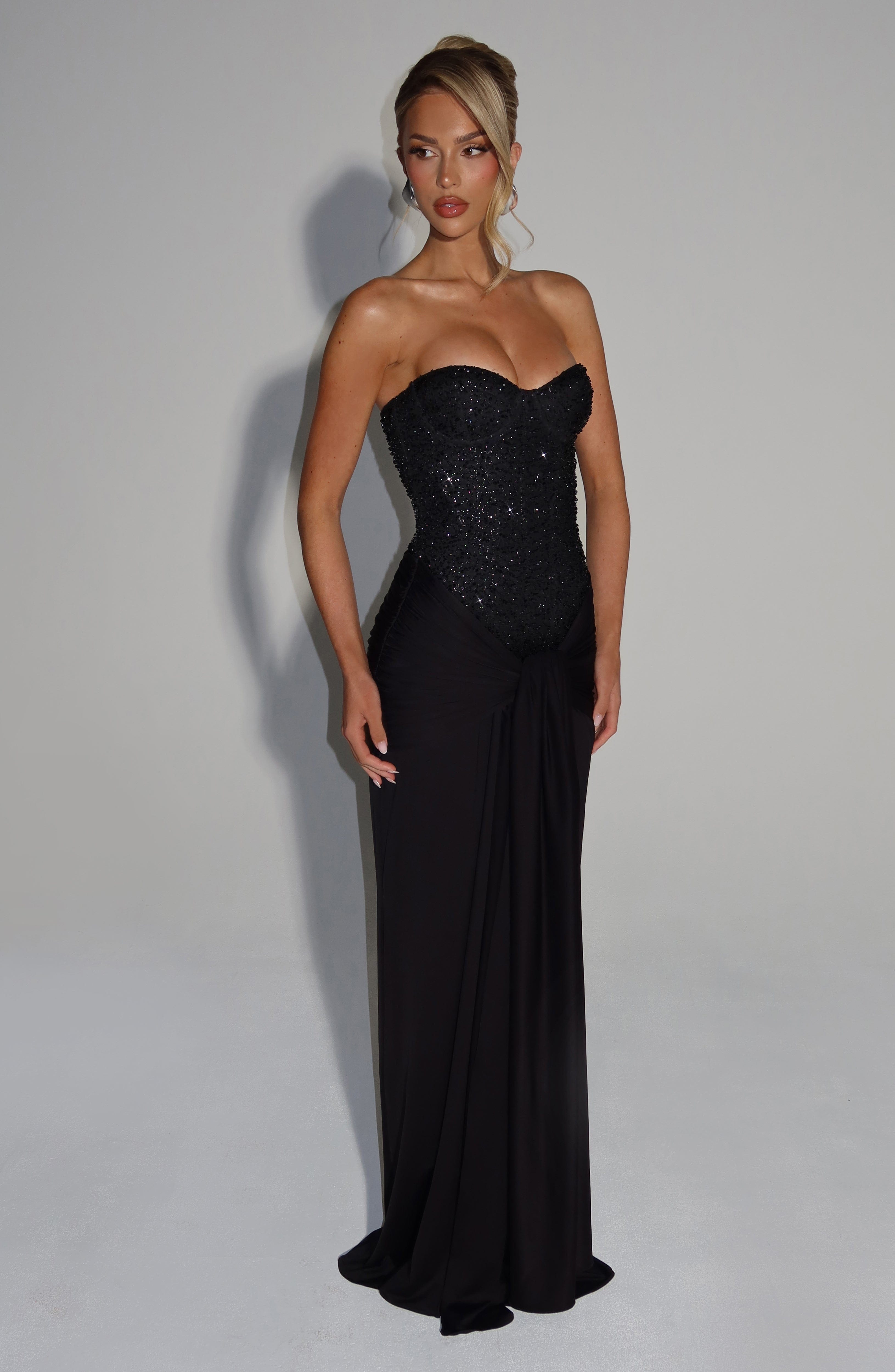 Meravant Midnight Allure Dress