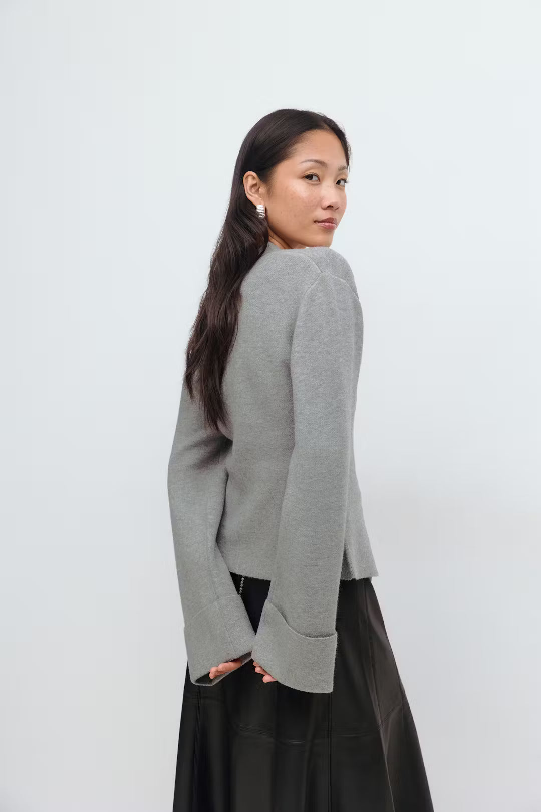 Meravant Sculpted Knit Cardigan
