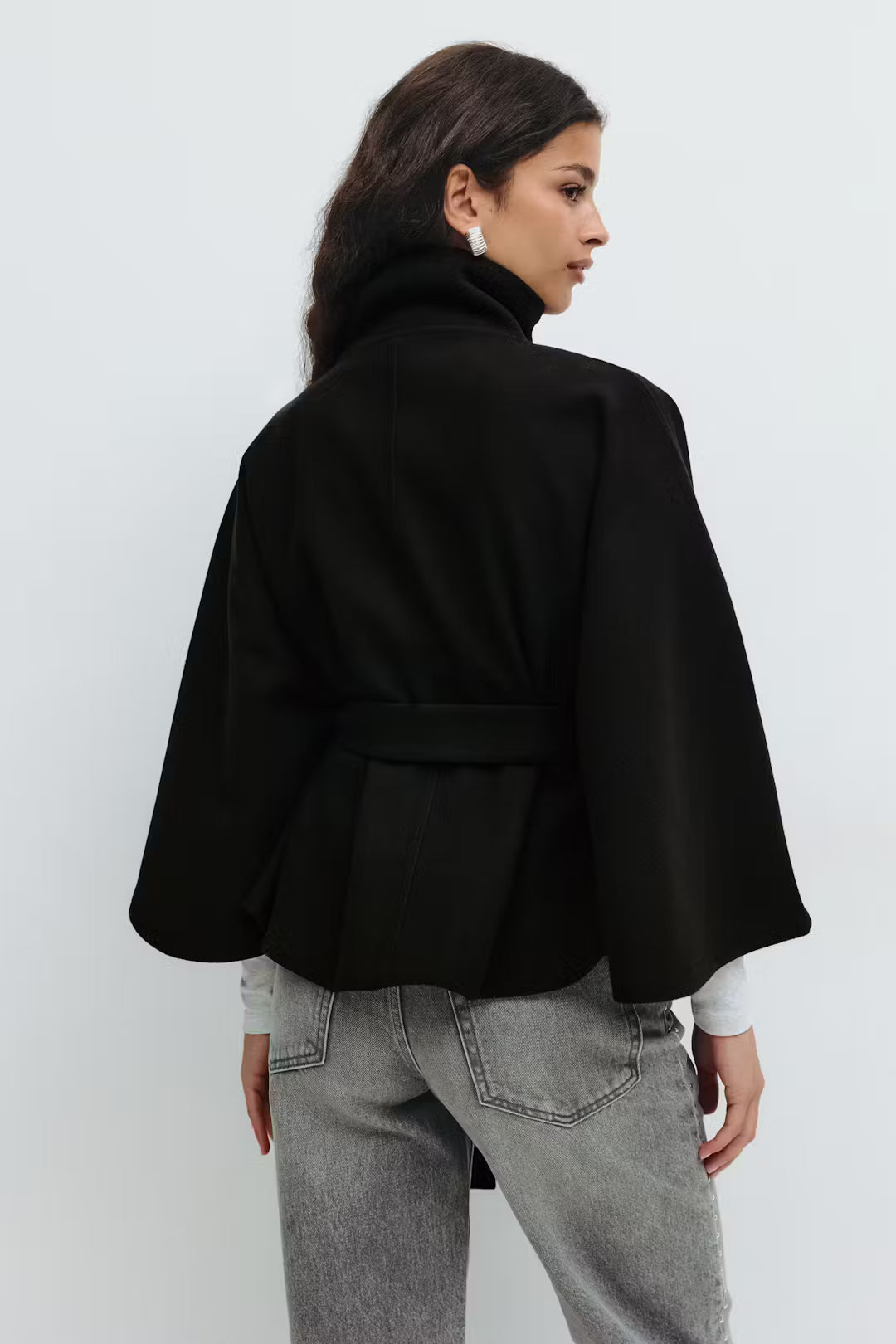 Meravant Amberfall Cape