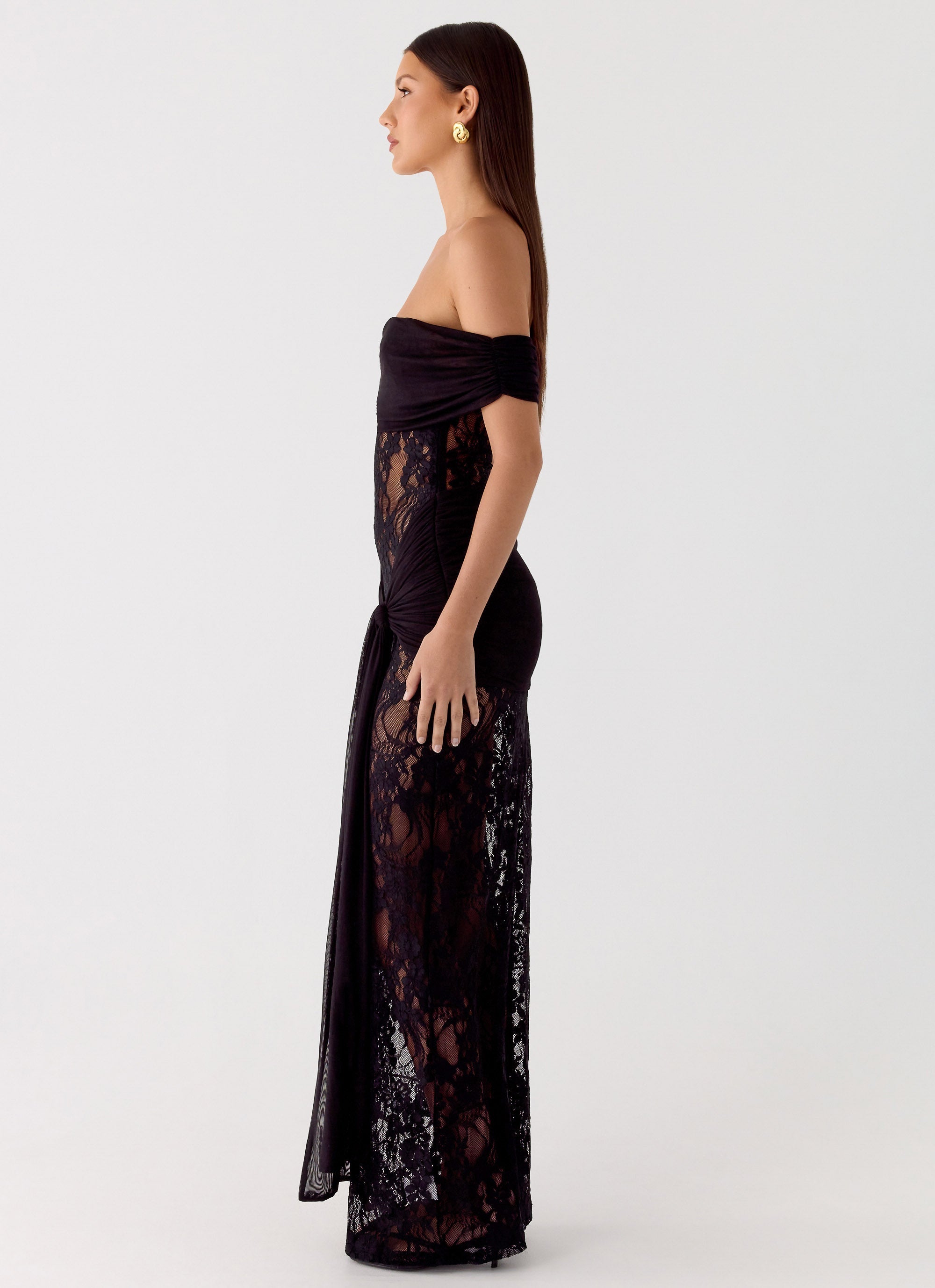 Meravant Black Maxi Twist