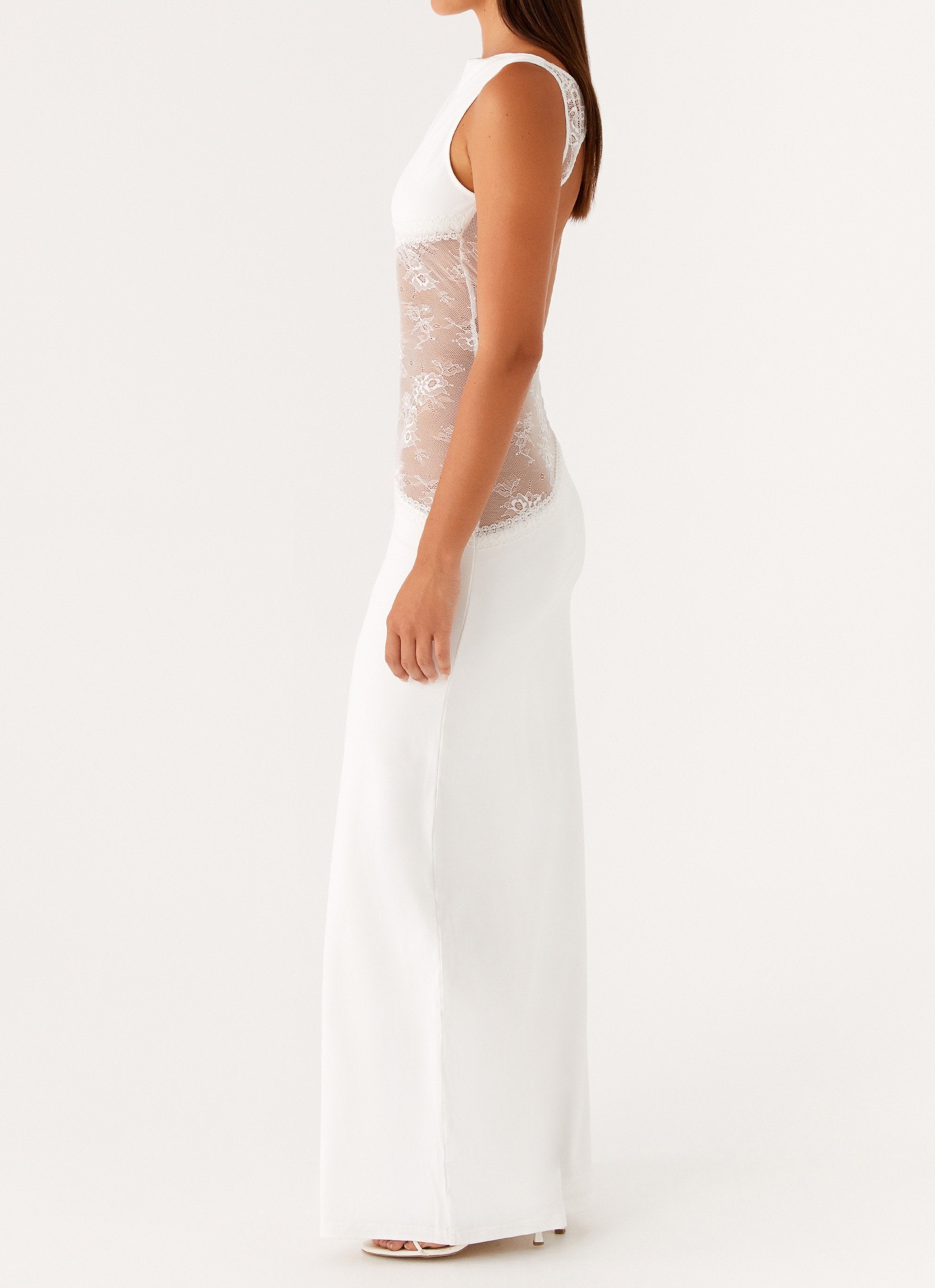 Chloe Lace Maxi