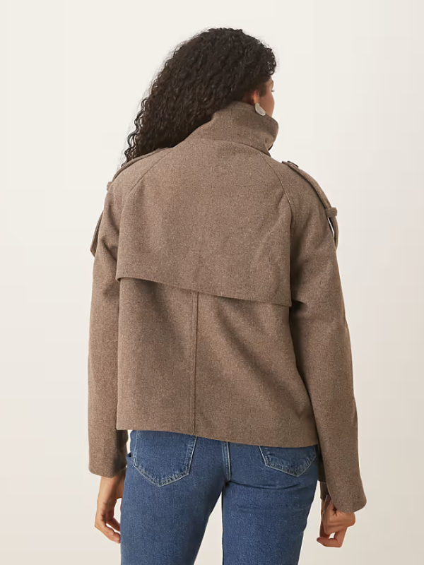 Meravant Button Peacoat