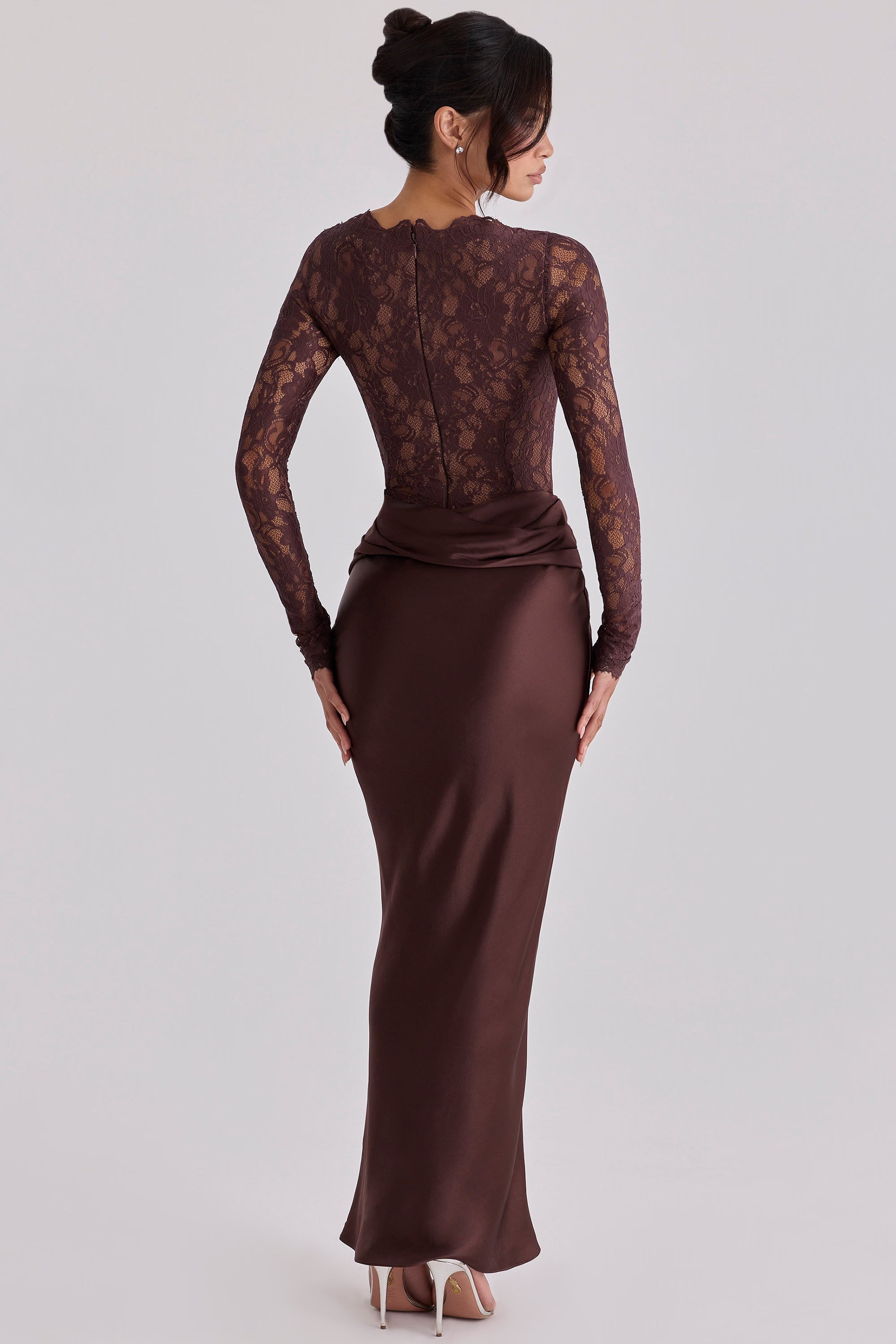 Vespera Lace Maxi